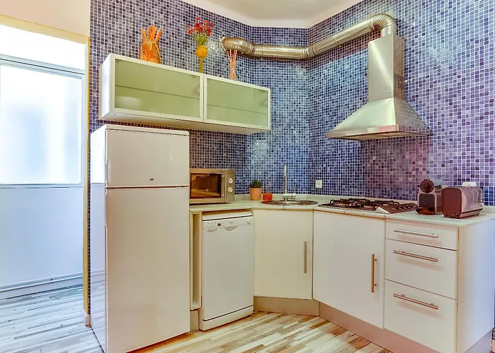 Sweett - Charming In Sant Gervasi